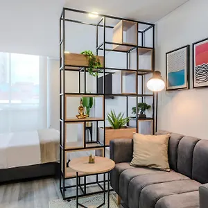 Modern Loft In 94 St Apartamento